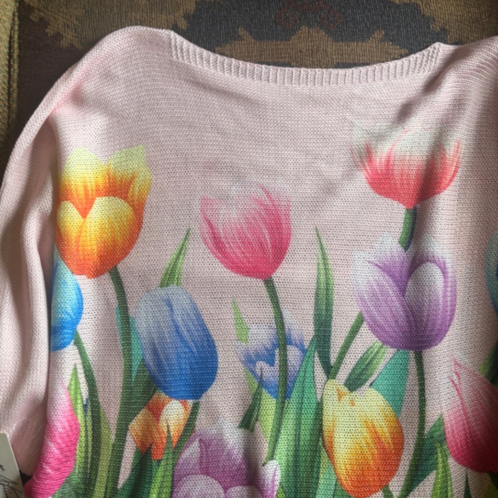 Tulip Sweater - Picture 3 of 4